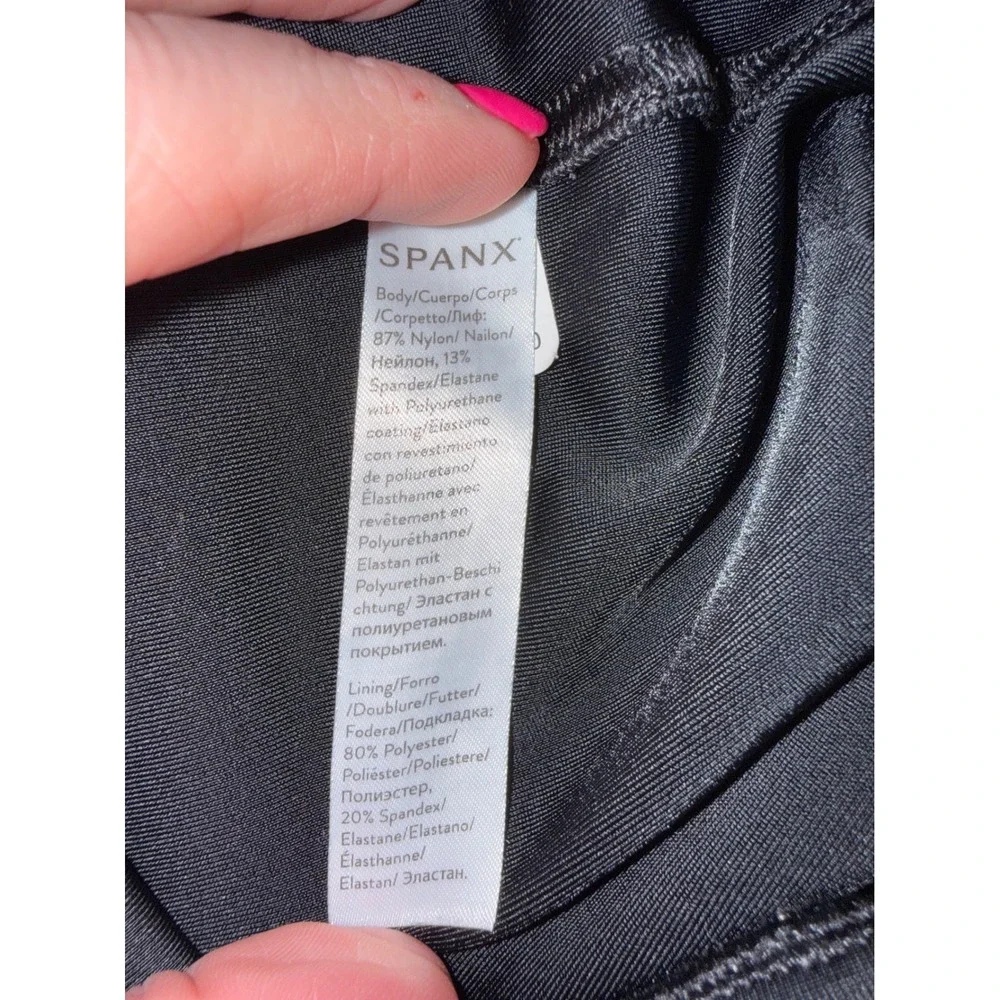 Spanx Faux Leather Leggings Black High Waisted Shaper Womens Medium Smoothing - Picture 3 of 8